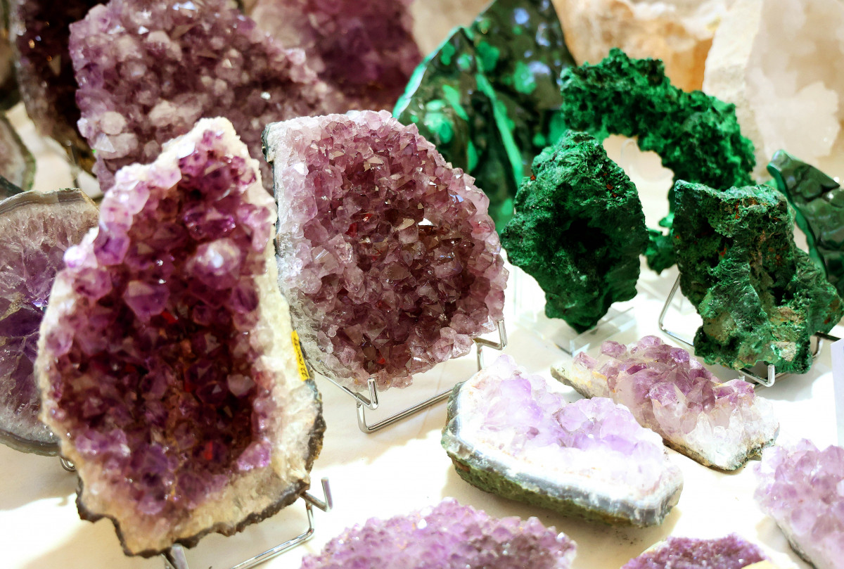 Szeged, Ásványbörze, ásvány, életmód