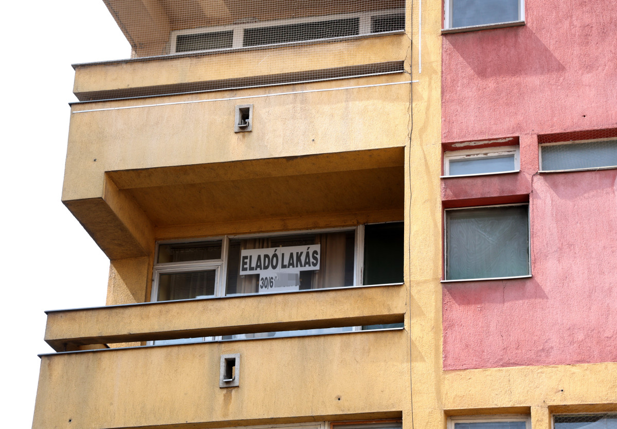 Szeged, ingatlan, lakás, Károlyi utca, belváros, eladó